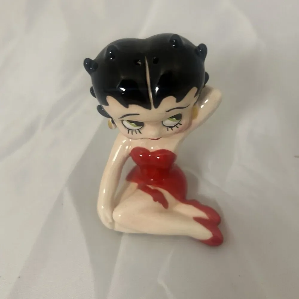 Betty Boop Salt Pepper Shaker Magnetic High Heel Shoe Single